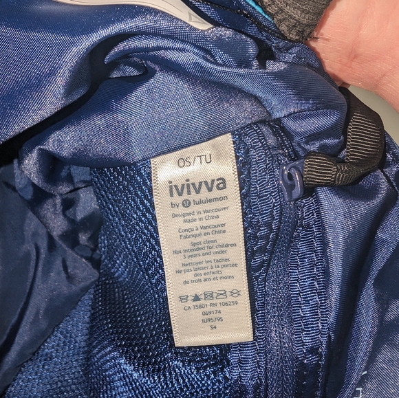 Ivivva by Lululemon Crossbody bag - Picture 2 of 5